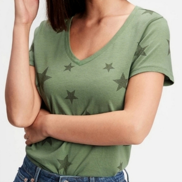 Gap Favorite V-neck T-shirt Star Print olive Green L - Picture 8 of 8